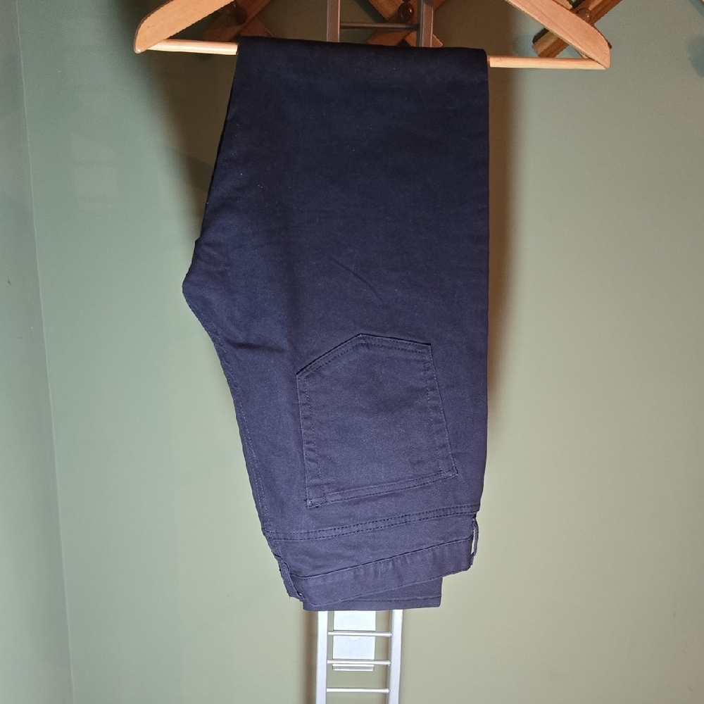 H&M Mens Dark Blue Pants. Skinny Fit.